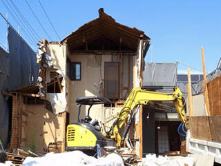 貝塚市・岸和田市・泉佐野市・熊取町で木造建築の解体工事をご検討の方へ